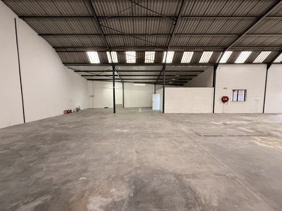 To Let Commercial Property for Rent in Montague Gardens Western Cape